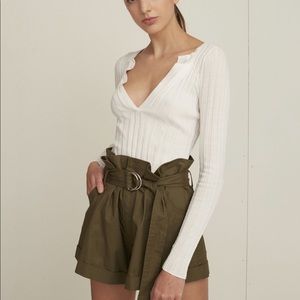 BNWT Marissa Webb Dixon paper bag shorts size 2